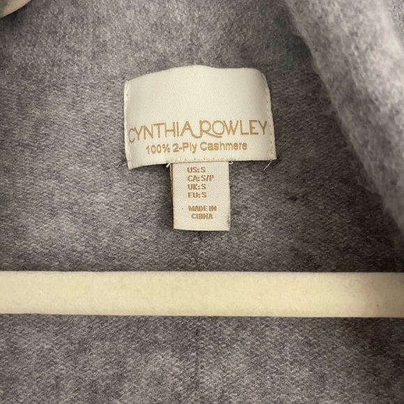 Cashmere Sweater - Picture 3 of 5